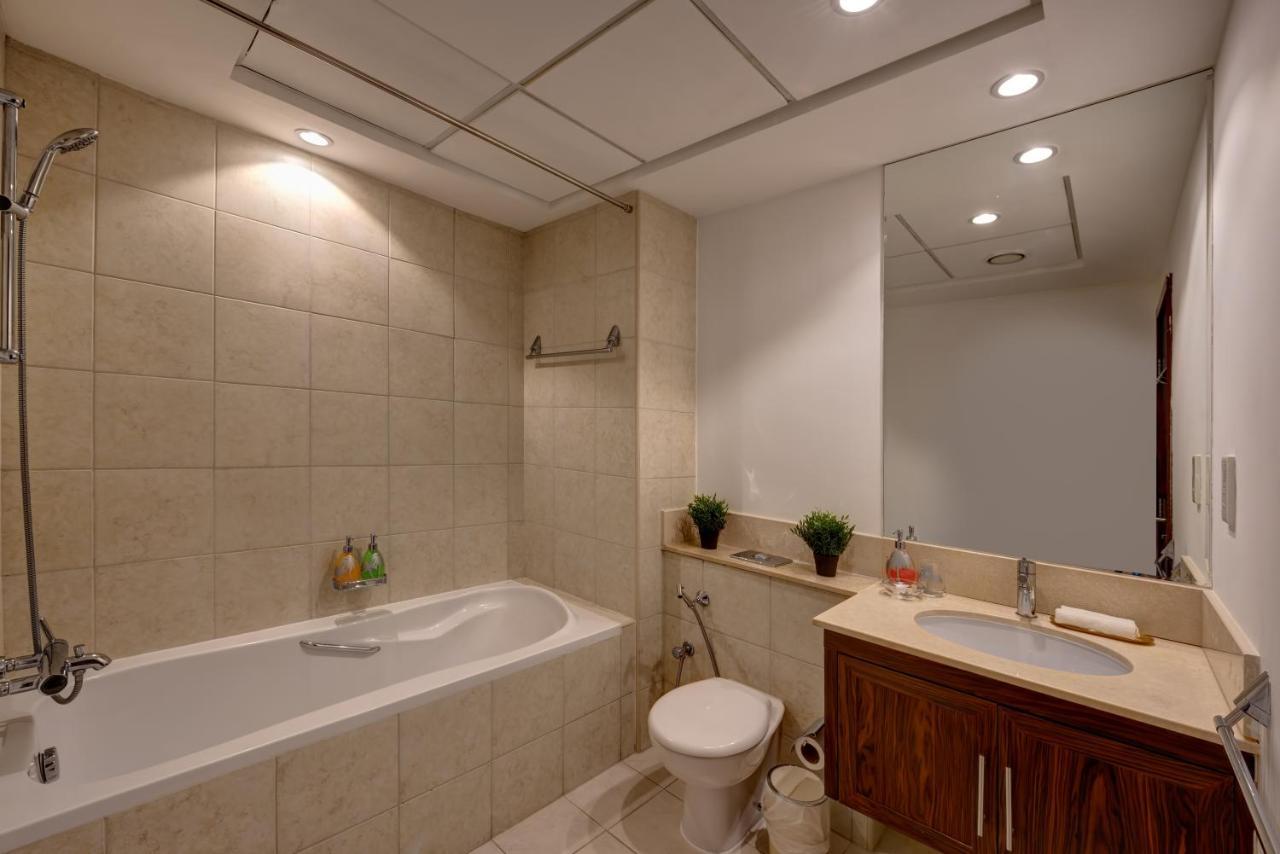 Durrani Homes - Luxe Living With Burj Khalifa And Fountain View - Third Room Without Partition Dubaï Extérieur photo