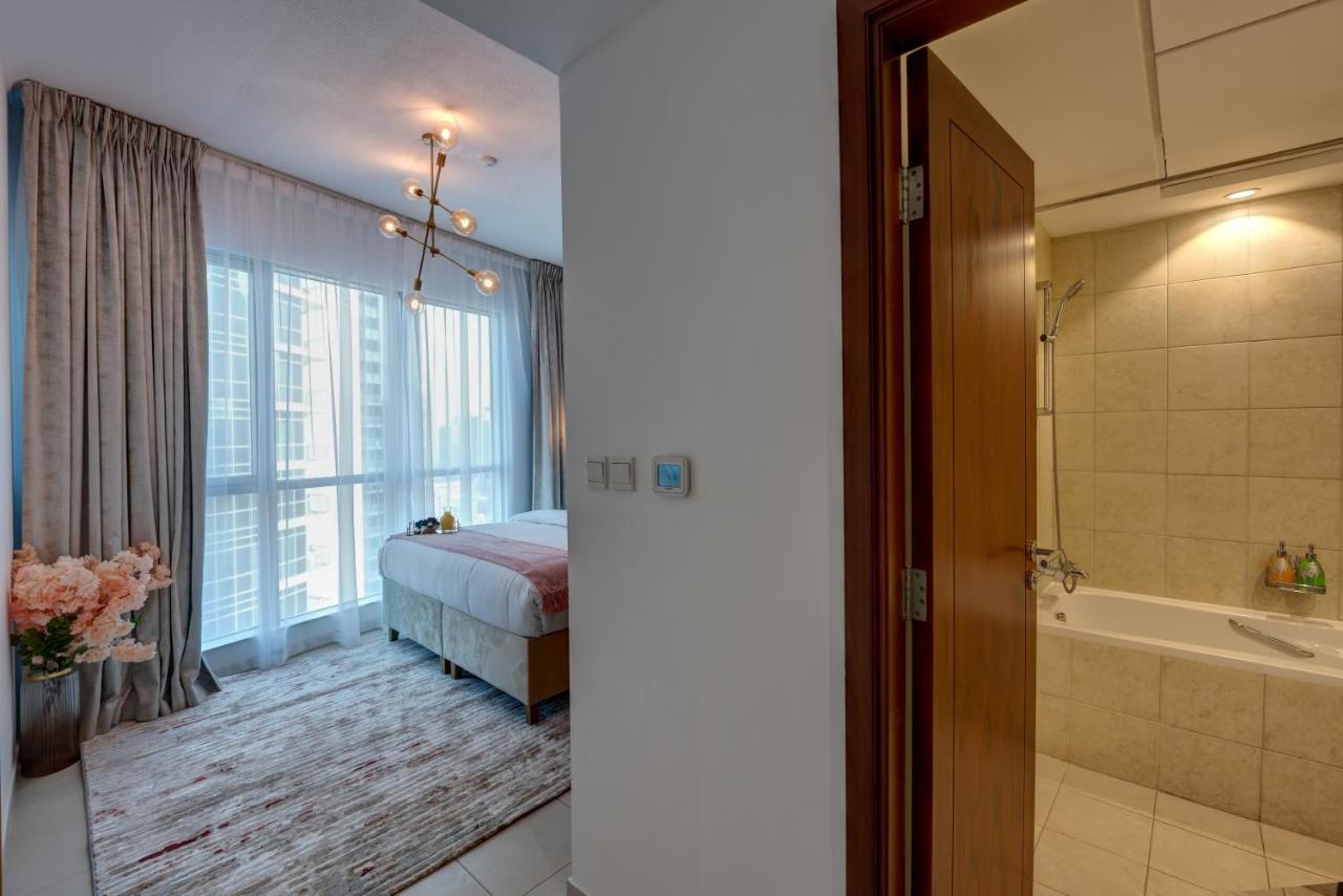 Durrani Homes - Luxe Living With Burj Khalifa And Fountain View - Third Room Without Partition Dubaï Extérieur photo